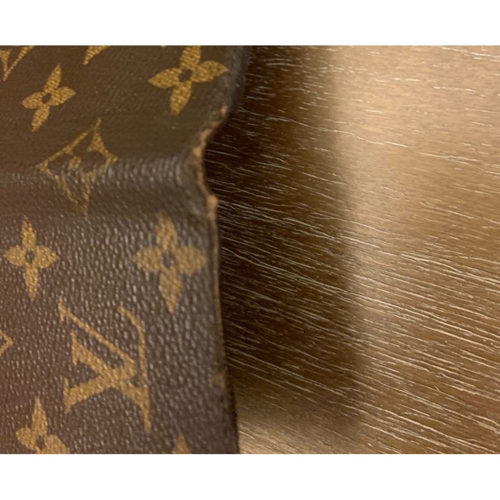 Authentic LV monogram, folio, iPhone 6 case - Picture 10 of 11
